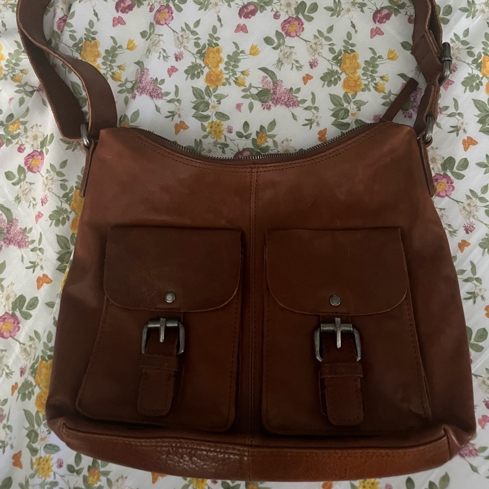 Leather crossbody satchel